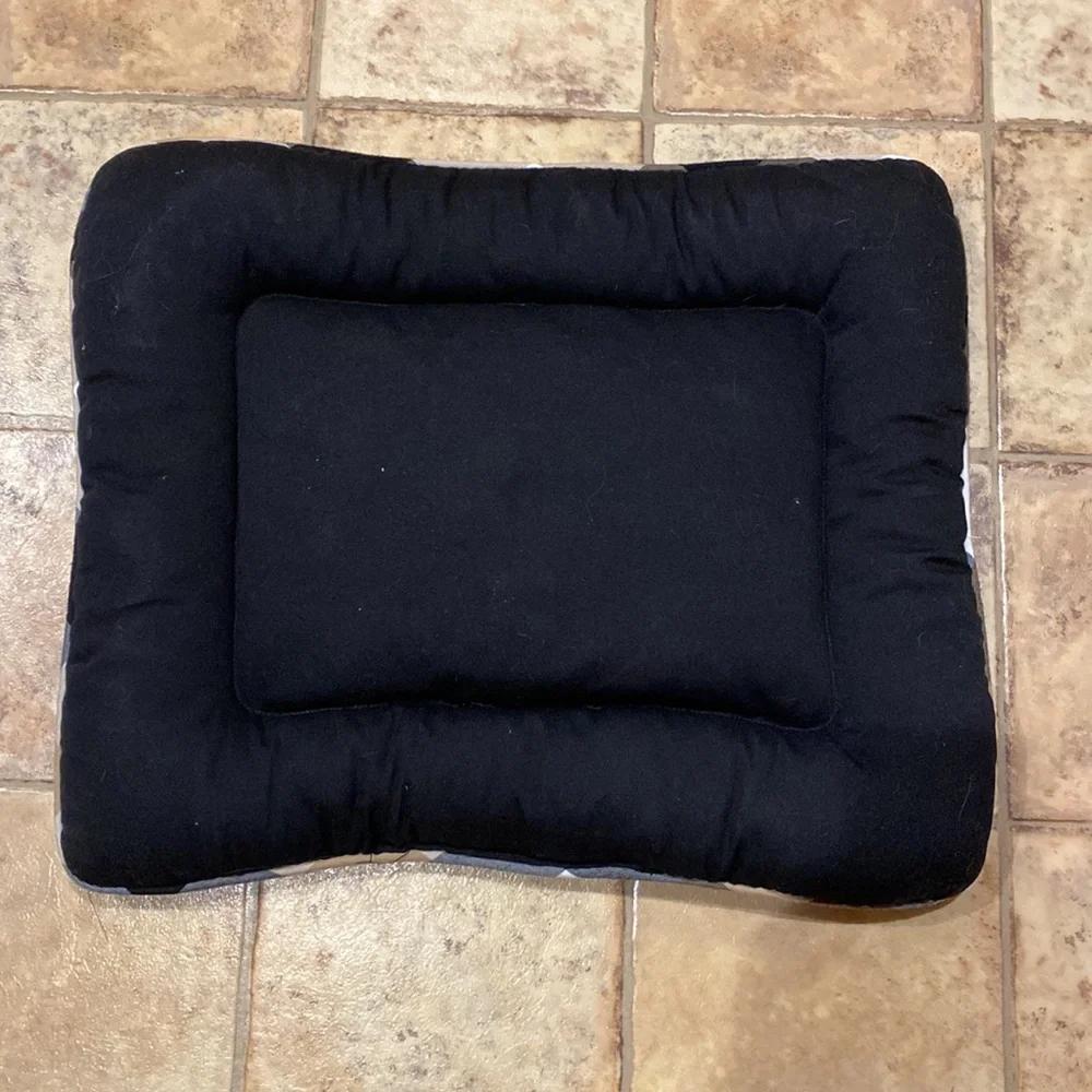 Small dog bed